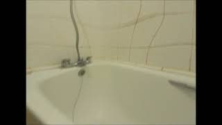 SYDBYSYD : That enormous spider in your bath-tub