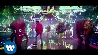 MUSE - Panic Station [Official Video]