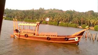 Vayalapra Kayal Park (V-pra Kayal Floating Park) Vid 1