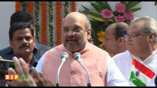 Tricolor unfurled by BJP President Shri Amit Shah in party office : 15 August, 2016