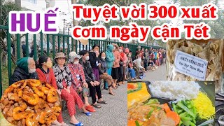 Cô Kim Chi ở Úc mời BN BV TW Huế 300 phần cơm và mứt gừng |Trân Trân Huế thương