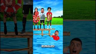 Ronaldo ⚽ fell into the water, 💥🚨 who will save him? #messi #ronaldo #sports