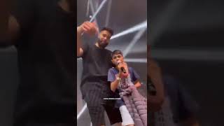 AP DHILLON INVITED KID ON STAGE TO SING BROWN MUNDE IN CONCERT | AP DHILLON | GURINDER GILL