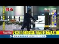 東京積雪23公分！上萬旅客滯留機場如難民　搶食如