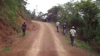 la procesión de la virgen en Nearar camotan chiquimula)》Darwin Edición