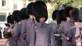 Don’t stop me now - Grenadier Guards band - state visit 2022