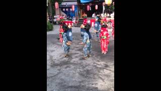 2014栃久保根元神社獅子舞(女獅子隠し2)