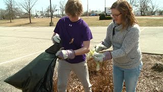 Community cleanup up Positively Fort Wayne