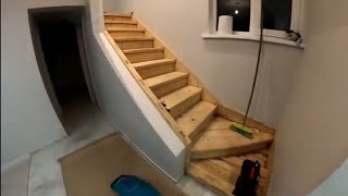 Tips for restoring stairs in old houses / Padomi restaurēt vecās trepes Raits Hots galdnieks