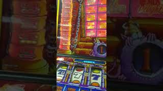 Barcrest temple of treasure club fruit machine - top feature