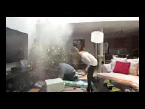 SMOKING CHRISTMAS TREE PRANK SMOKING CHRISTMAS TREE PRANK