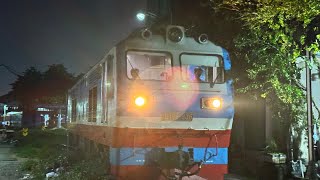 [296][4K] Many of trains departing from Sai Gon at night