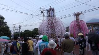 平成２７年　秩父川瀬祭　中町の笠鉾　にわか雨の中方向転換　２０１５．７．２０　Chichibu Kawase Matsuri