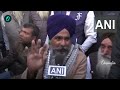 kisan andolan किसान आंदोलन में पुलिस ने क्यों बरसाए फूल shambhu border वनइंडिया हिंदी