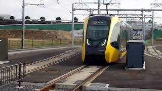 宇都宮ＬＲＴ（宇都宮ライトレール）HU300形HU310編成 各停　宇都宮駅東口