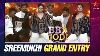 Sreemukhi Grand Entry | BB Jodi | Superhit Dance Show | BB Contestants | Star Maa