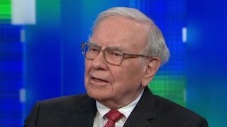 Buffett not sure on minimum wage