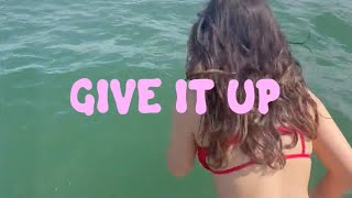 Z3LLA - Give It Up (Official Lyric Video)