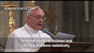 Pope Francis prays before the Patroness of Rome