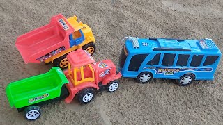 बच्चों के लिए छोटे ट्रैक्टर बस और ट्रक खिलौना विडियो ।  बच्चों के लिए खिलौना सीखने के विडियो