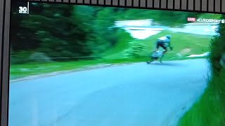 Filippo Zana crashes in the Tour of Slovenia