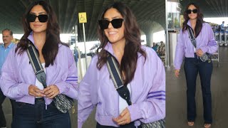 Mrunal Thakur Got Papped at Mumbai Airport 🤩🔥📸✈️