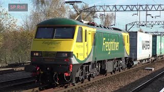 Class 90 Freight Locomotive