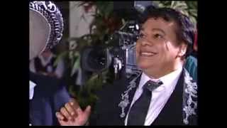 Juan Gabriel le canta a Maduro "Las mañanitas"