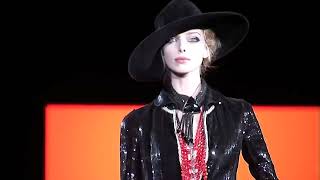 Giorgio Armani - 2012 Fall/Winter - Womenswear Fashion Show