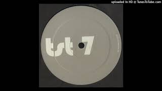 The Unknown 1 - F100 (2001)