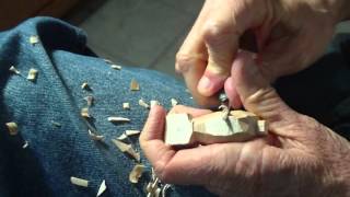 Whittling The Tom Hindes Minature Bear Part 1