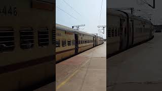 Shalimar to Vasco Amaravati Express arriving at Hubballi Jn. #shorts