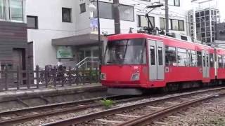 カラフルなボディーカラー!! レトロ感一杯!! 東急　世田谷線／下高井戸駅付近・入線・発車