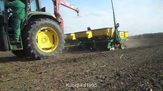 Kukorica vetés 2015 John Deere 6900 + John Deere 1750 MaxEmerge XP