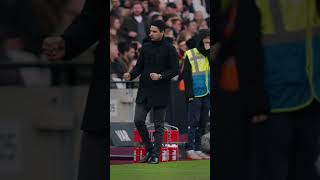 Arteta and the Arsenal bench react to Leandro Trossard's goal against West Ham!