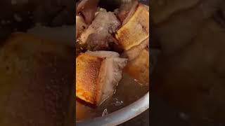 Don't miss this video, the braised pork looks so natural and delicious!