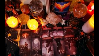 1111Tarot 【AB双方 整合能量A方· 当下能量混乱周围冲突不断深陷其中B方·心情不好对A方表现不满意最近很容易生气有情绪】