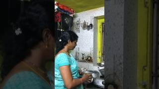 మగవాళ్ళ గుణం ఇదే#viral #viralshort #trendingshorts #food #comedy