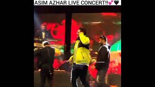 Hania Amir Enjoying At Her Peak In Asim Azhar Live Concert |Trending Video |Whatsapp Status