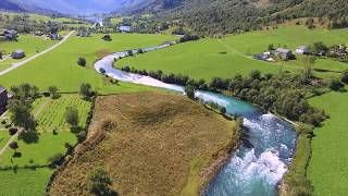 Norwegian Landscapes - Hiking with drone