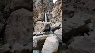 CASCADA del ESTERO SAN GABRIEL, San Jose de Maipo, Región Metropolitana, Chile.