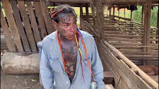 6ix9ine Blesses Family That Makes $14 A Month With $50K Surprise | #6ix9ine #rap