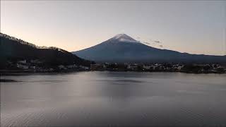 河口湖畔の宿、うぶやからの朝の富士山の眺望