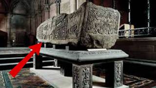 15 Ancient Tools Recently Discovered That Are Too Precise for Their Time