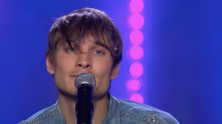 Bagge i tårar av Christoffer Hambergs version av "Rosa himmel" - Idol 2019