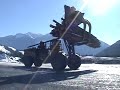 le tourneau unloading logging truck