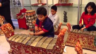 Ciaaattt...Balinese fisherman song-Anak-Anak Indonesia di Belgia