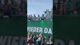 Werder Bremen Aufstieg 2022! Busempfang auf dem Osterdeich!
