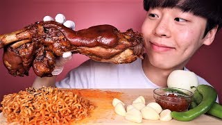 ASMR JOKBAL(whole pig feet) Mukbang / 통족발 통째로 뜯어버리기 먹방 豚足 chân giò lợn. ชกปัล garretto di maiale