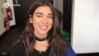 Zangeres Dua Lipa treedt op tijdens Gouden Televizier-Ring Gala